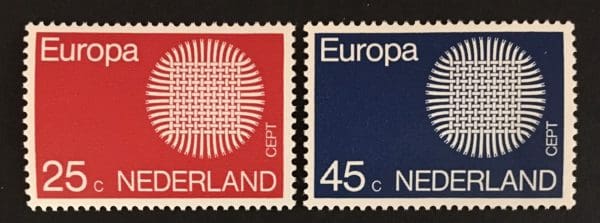 Netherlands Scott   # 483-84 Mint Never Hinged