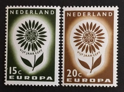 Netherlands Scott # 428-429 Mint Never Hinged