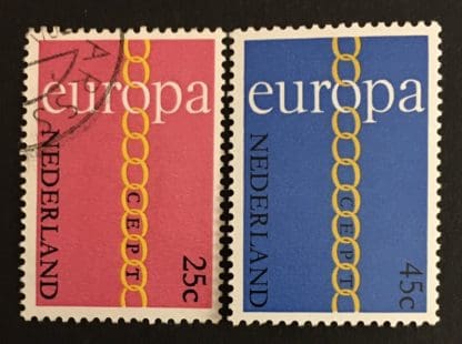 Netherlands Scott # 488-489 Mint & Used