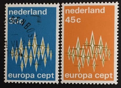 Netherlands Scott # 494-495 Mint & Used