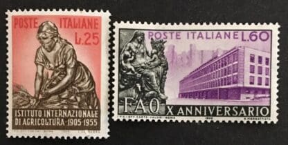 Italy Scott # 698-699 Mint Hinged