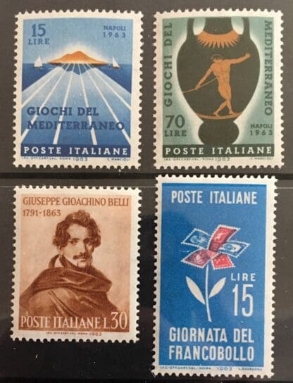 Italy Scott # 882-885 Mint Hinged