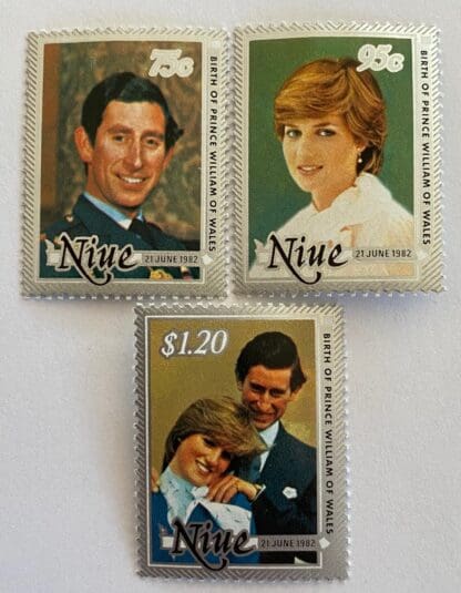 Niue 357-359 Mint Hinged