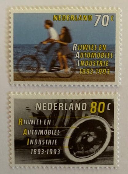 Netherlands Scott # 821-822 Mint Never Hinged