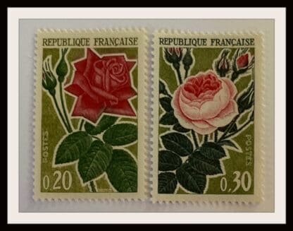 France Scott # 1043-1044 Mint Hinged