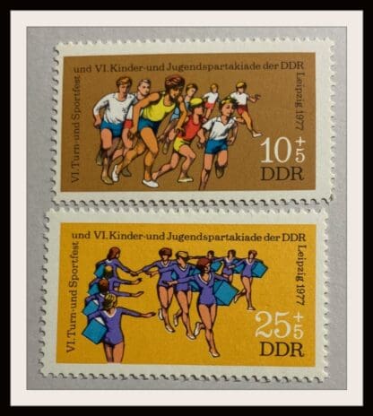 DDR Scott # B183-B184 Mint Never Hinged