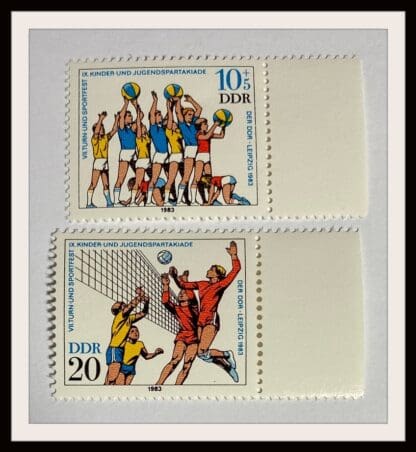 DDR Scott # 2361-2362 Mint Never Hinged