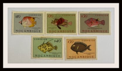 Mozambique Scott 333/335-338 Mint