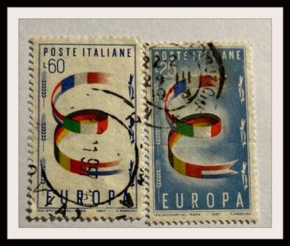 Italy Scott # 726-727 Used