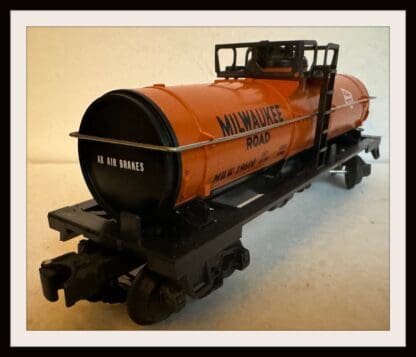 Lionel Milwaukee Road  Tank Car #19600 New Old Stock