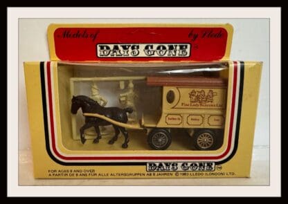Lledo 'Days Gone Bye Series'  Fine Lady Bakery Horse Drawn Carriage