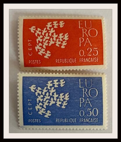 France Scott # 1005-1006 Mint Never Hinged