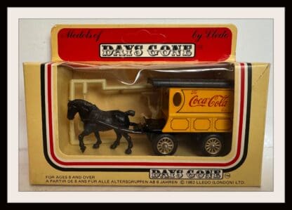 Lledo 'Days Gone Bye Series'  Coca Cola Horse Drawn Carriage